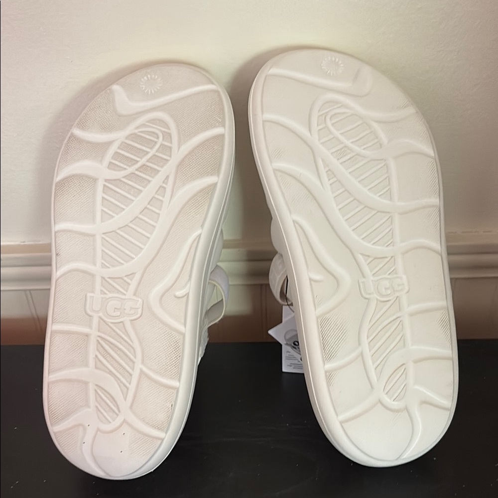 UGG W Sport Sandals/Slides US 6 KS - Picture 5 of 6